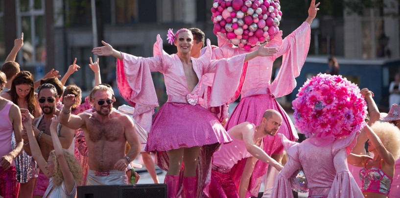 Faire la gay pride de Paris ou Amsterdam 2019? Pourquoi pas les deux!