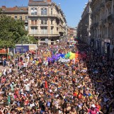 Plus de 15 000 personnes à la gay pride de Toulouse 2021