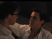 Regardez Matt Bomer et Jonathan Bailey s’échauffer dans le clip « Fellow Travelers »