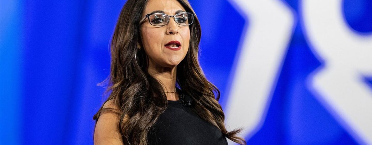 Lauren Boebert apparemment désinvitée de la conférence des jeunes de droite à cause du scandale du théâtre