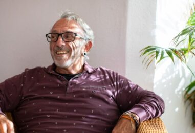 Il est temps de prêter attention aux Américains plus âgés vivant avec le VIH, disent les défenseurs