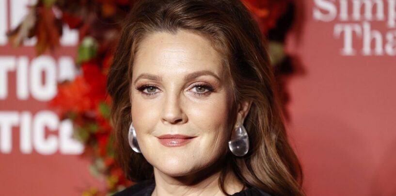 Drew Barrymore inverse le cours du retour de la série alors que les écrivains et les acteurs restent en grève