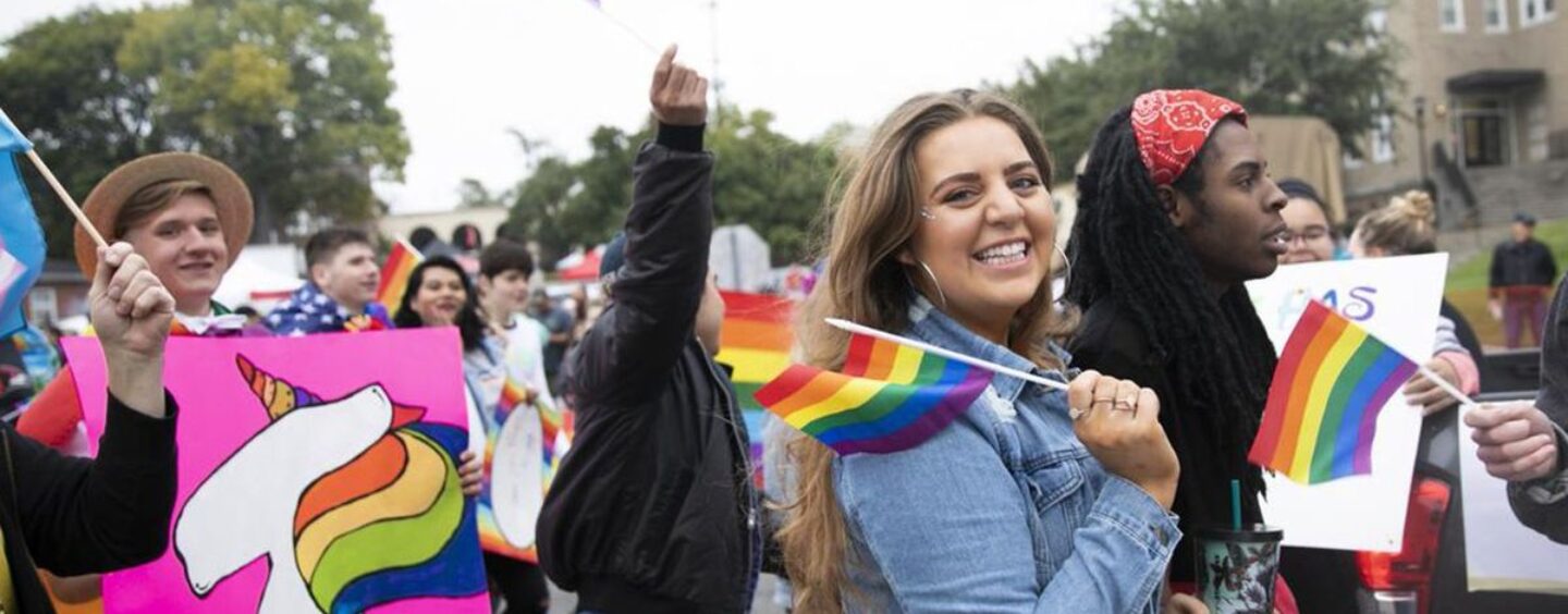 Victoire pour les étudiants : le centre de ressources LGBTQ+ rouvre à l’Université du Missouri