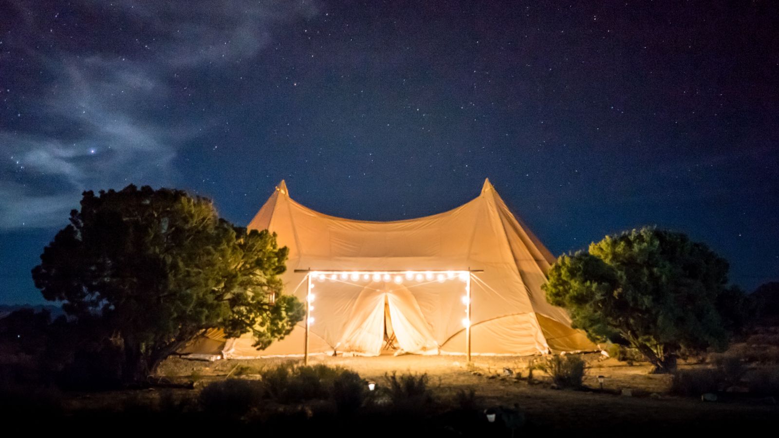 Nuit en tente de camping