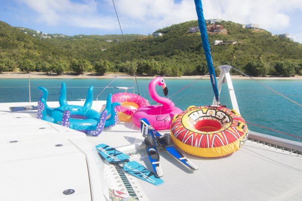 Les 10 principales raisons de planifier une location de yacht privé dans les Caraïbes Galerie de photos Image