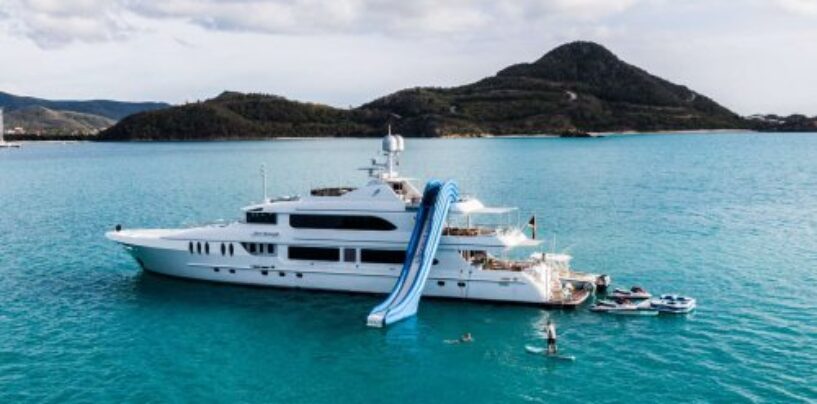 Les 10 principales raisons de planifier une location de yacht privé dans les Caraïbes