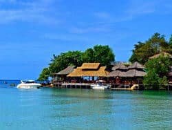 Capitaine Crochet Resort