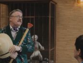 Regardez Nathan Lane chanter sa « vieille vie gay » et ses monstres des égouts