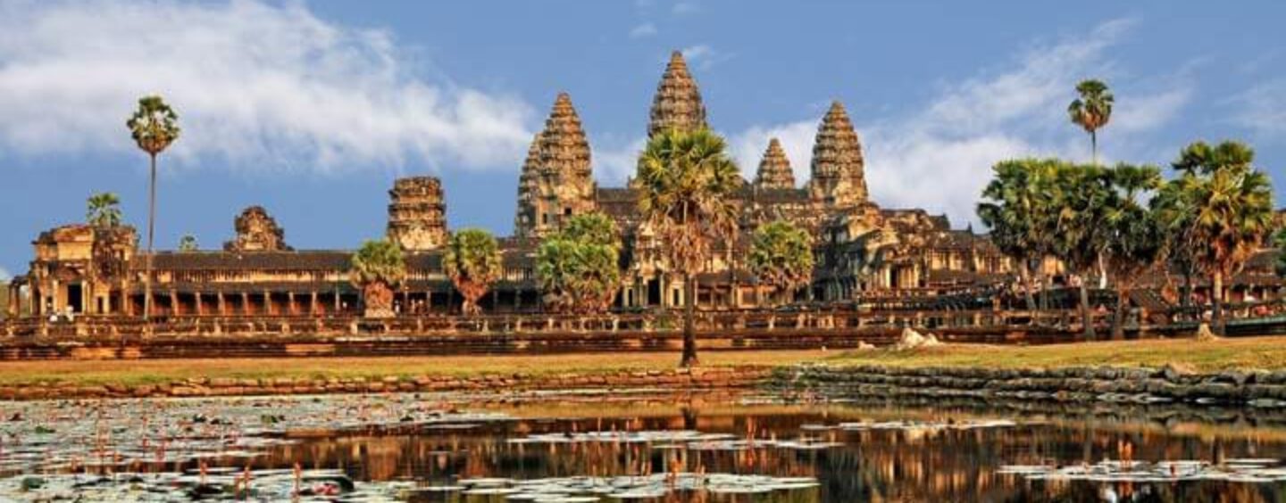 Explorer Angkor Vat