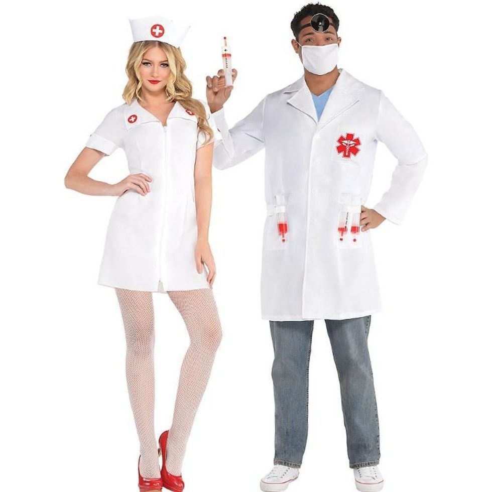 8 idées problématiques de costumes d’Halloween que vous ne devriez JAMAIS essayer