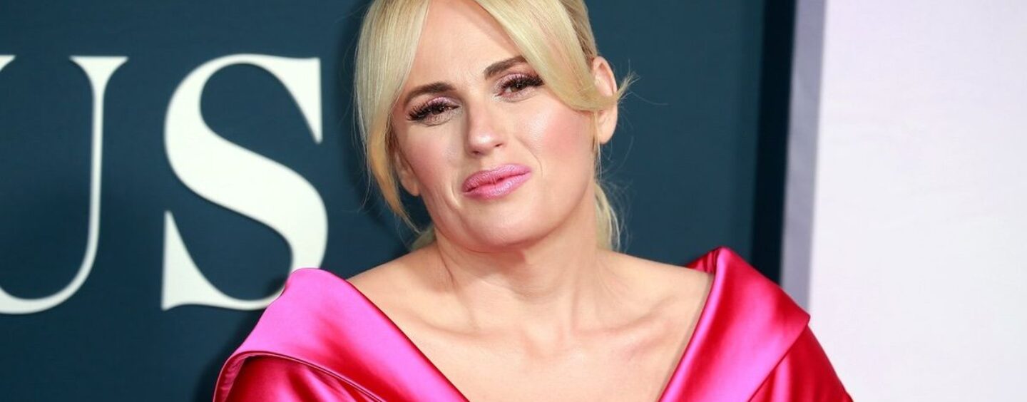 Rebel Wilson taquine un nouveau mémoire qui sortira au printemps prochain