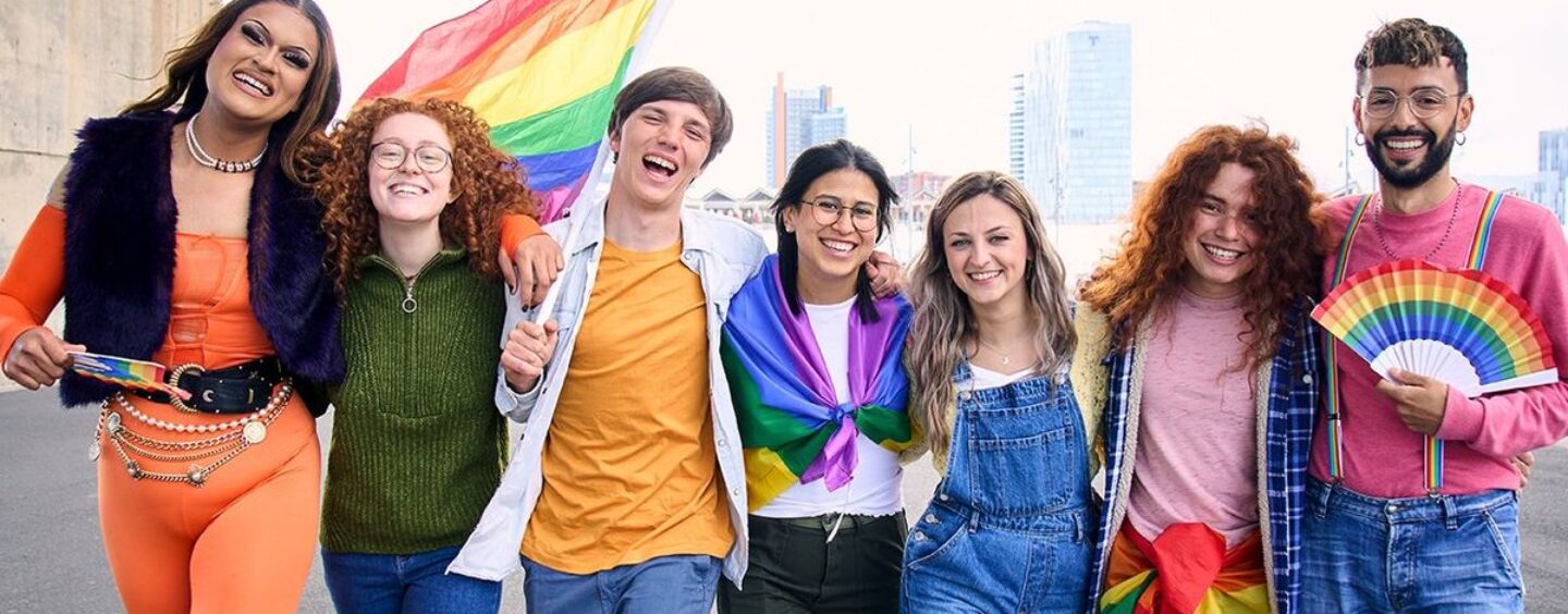 Célébrez le Mois de l’histoire LGBTQ+ avec ces incontournables