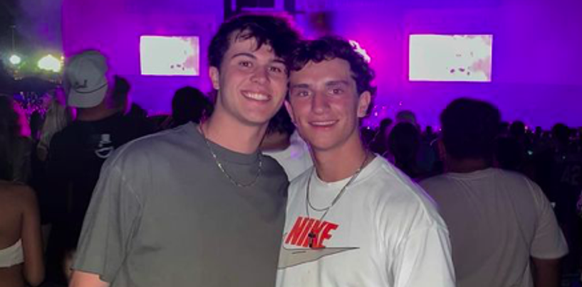 Ces deux stars du baseball universitaire sont tombées amoureuses malgré leur rivalité