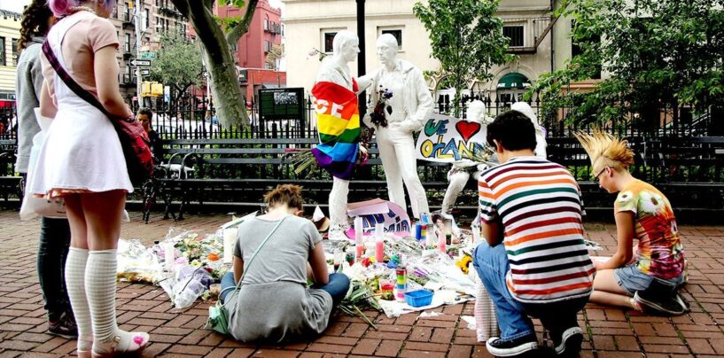 Les crimes haineux contre les personnes LGBTQ+ augmentent, rapporte le FBI