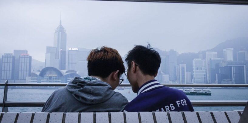 La Cour d’appel de Hong Kong déclare que l’autorité du logement ne peut pas faire de discrimination à l’égard de certains couples de même sexe