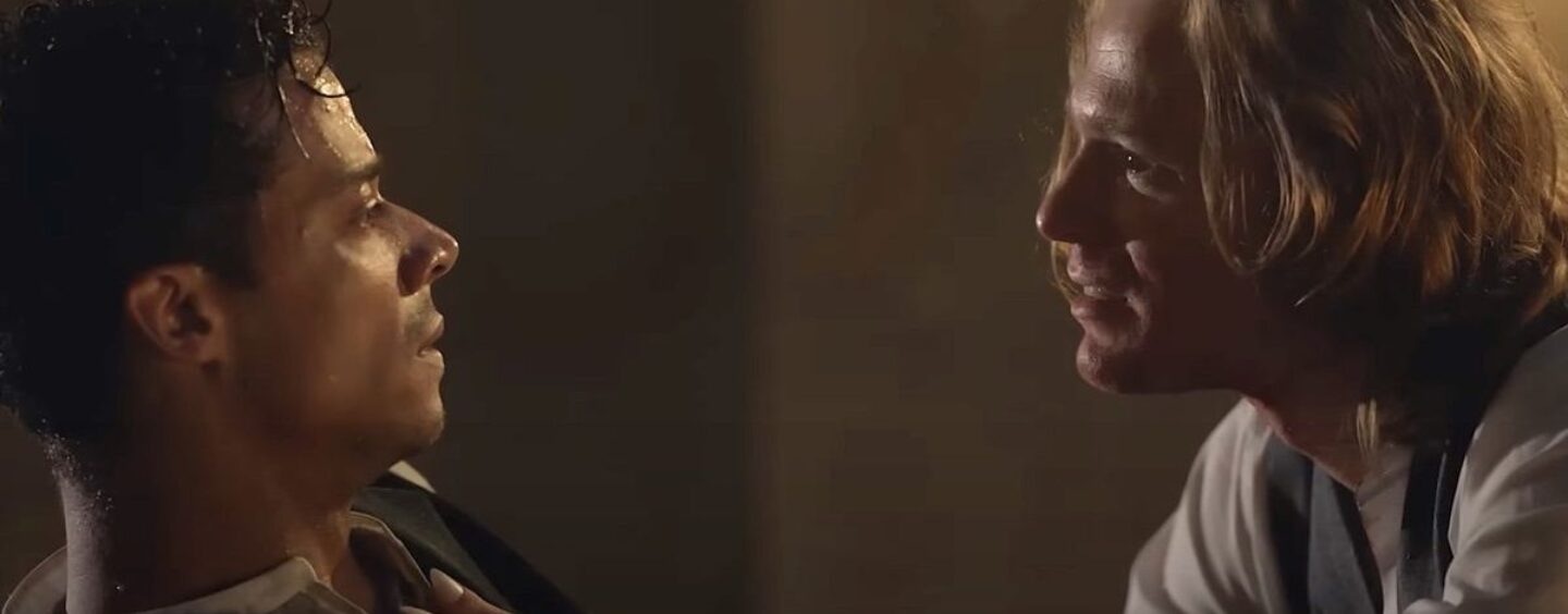Voici pourquoi la star de « Entretien avec un vampire » dit que la « relation toxique » de la série est une bonne chose