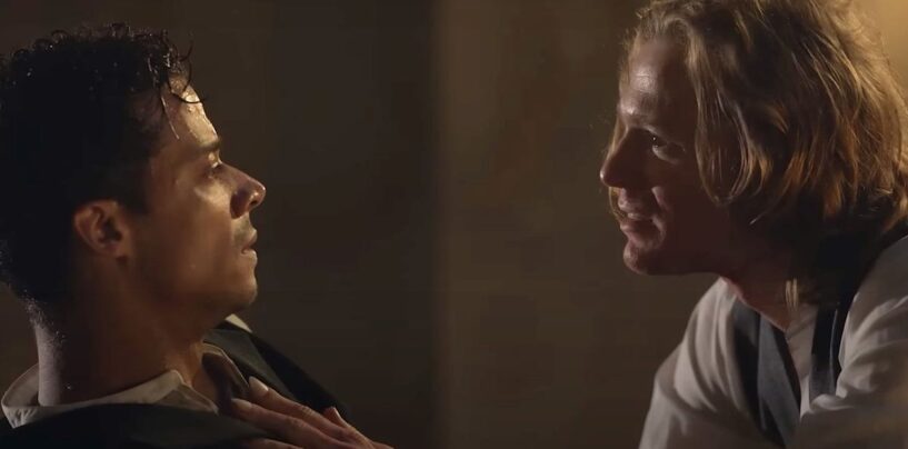 Voici pourquoi la star de « Entretien avec un vampire » dit que la « relation toxique » de la série est une bonne chose