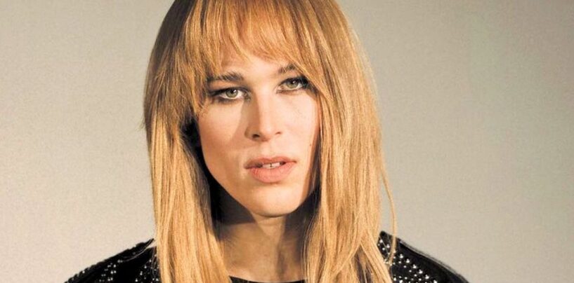 Tommy Dorfman de 13 Reasons prépare le deuxième acte : le magnat des médias queer