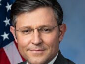 Dans quelle mesure le président de la Chambre nouvellement élu, Mike Johnson, est-il anti-LGBTQ+ ?  Très.