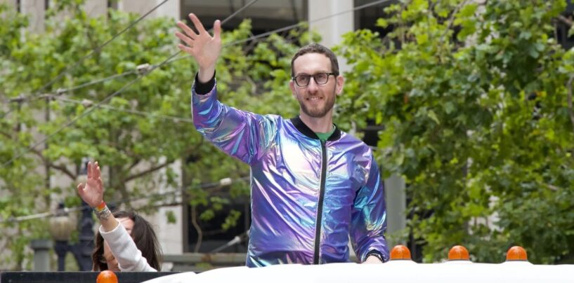 Le possible successeur de Nancy Pelosi place son identité gay au premier plan