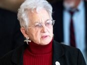 Qui est la représentante Virginia Foxx, l’antigay, amoureuse du complot et partisane de Trump ?