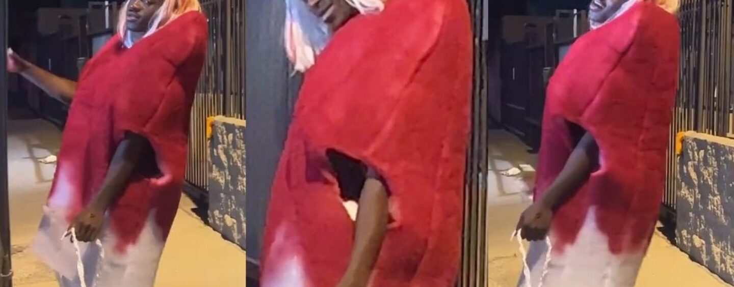 Lil Nas X remporte Halloween et suscite la controverse avec son costume de tampon sanglant