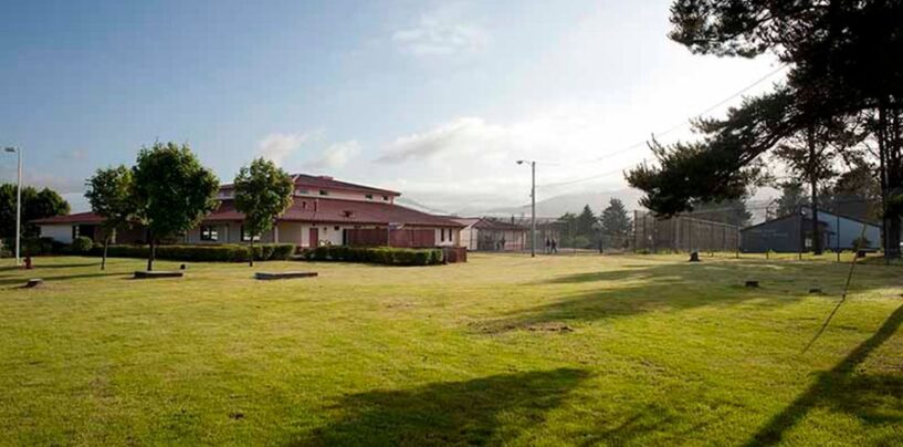 Deux jeunes queer intentent une action en justice pour harcèlement et abus alors qu’ils étaient en détention dans l’Oregon