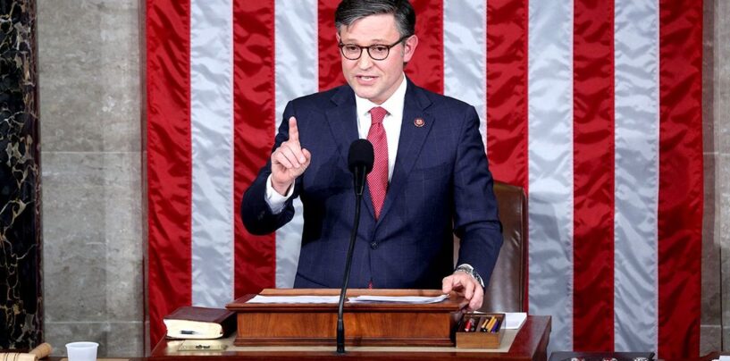 L’obsession du président Mike Johnson pour le sexe gay