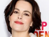 Emily Hampshire de Schitt’s Creek s’excuse pour son costume « irréfléchi, insensible et ignorant »