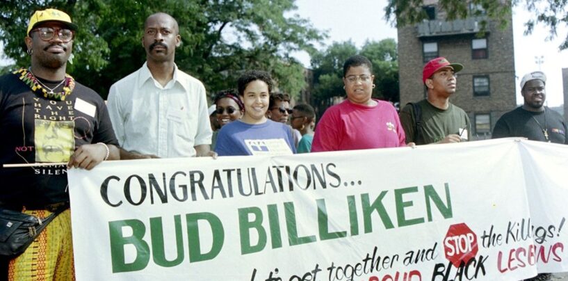 Célébration du 30e anniversaire de l’inclusion LGBTQ+ lors d’un défilé noir emblématique de Chicago