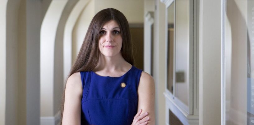 Danica Roem entre à nouveau dans l’histoire et est élue première sénatrice transgenre de l’État de Virginie