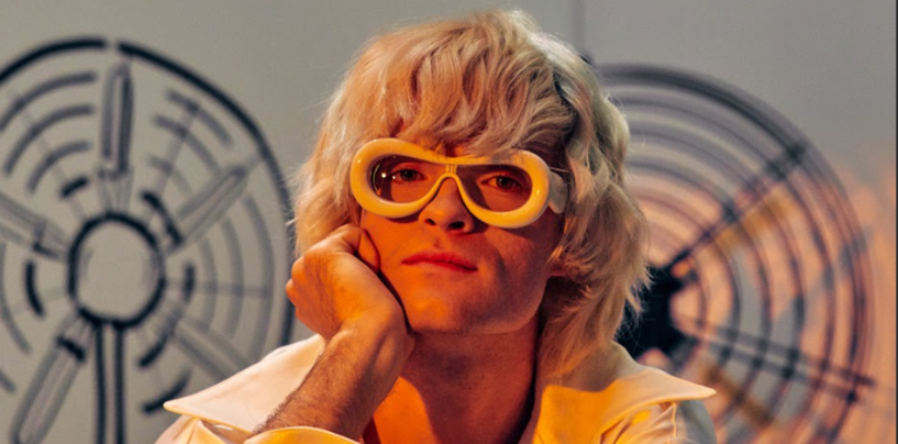 Jake Wesley Rogers rejoint Kesha en tournée pour *Ahem* diffuser son énergie gay à travers l’Amérique