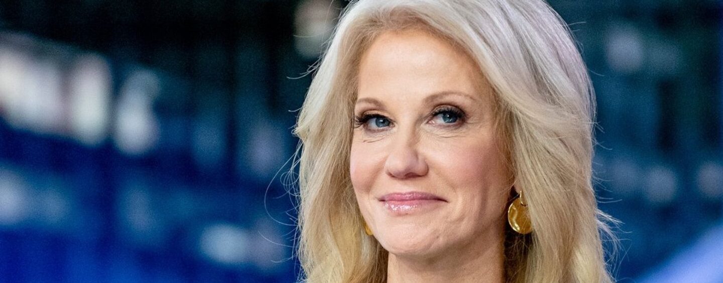 Kellyanne Conway saluée par sa fille gay en tant que championne LGBTQ+ au gala républicain queer