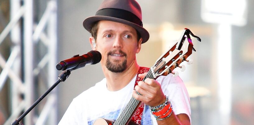 Jason Mraz sur l’acceptation de sa bisexualité, son divorce et l’abandon de la « honte et de la culpabilité »