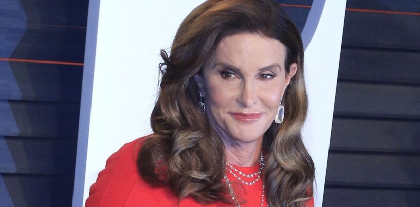 Caitlyn Jenner a mal orthographié une insulte et Twitter est en train de griller pendant que nous ricanons