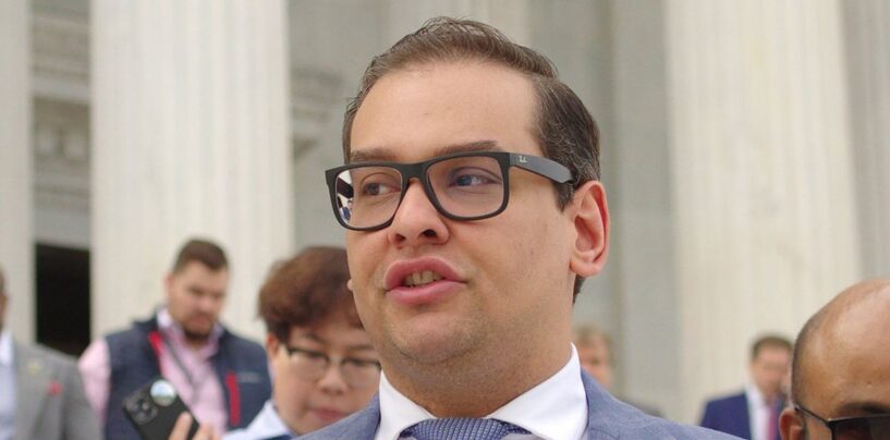 George Santos fait la moue et ne se représentera pas après que le comité d’éthique ait souligné l’évidence, Gurl Bye