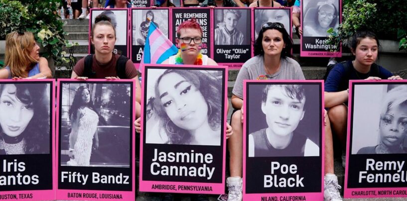 Les personnes trans continuent d’être assassinées à un rythme extrême alors que les républicains continuent de promouvoir des lois transphobes