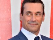 Voici pourquoi Jon Hamm avait un « tétonologue dédié » pour la nouvelle saison de « Fargo »