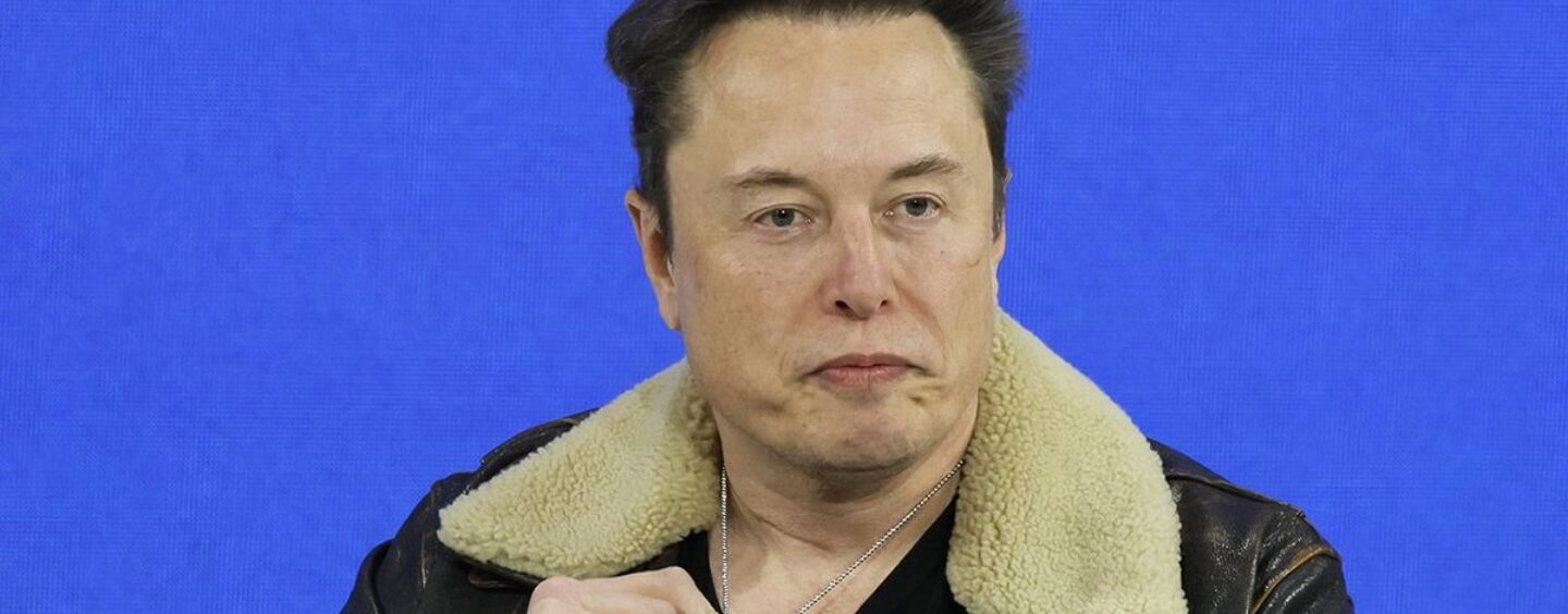 Elon Musk a terminé sa transformation « Tony Stark à l’envers » et devient un tout-petit
