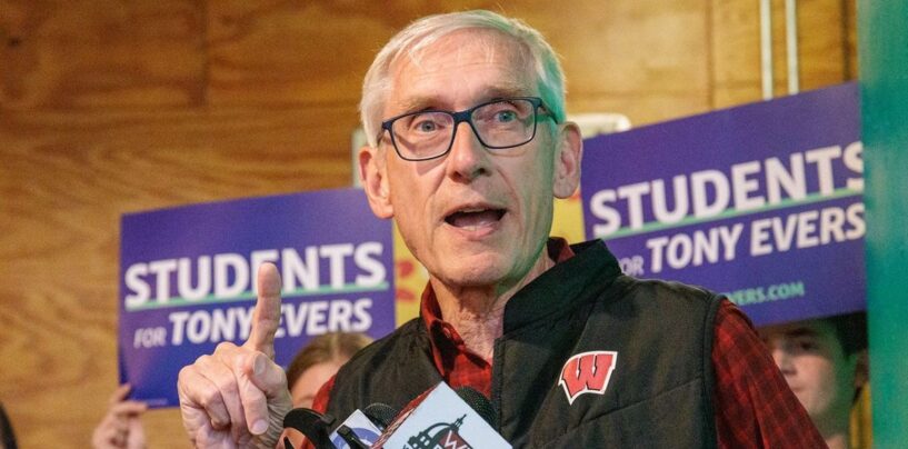 Le gouverneur démocrate du Wisconsin s’oppose à l’interdiction des soins d’affirmation de genre