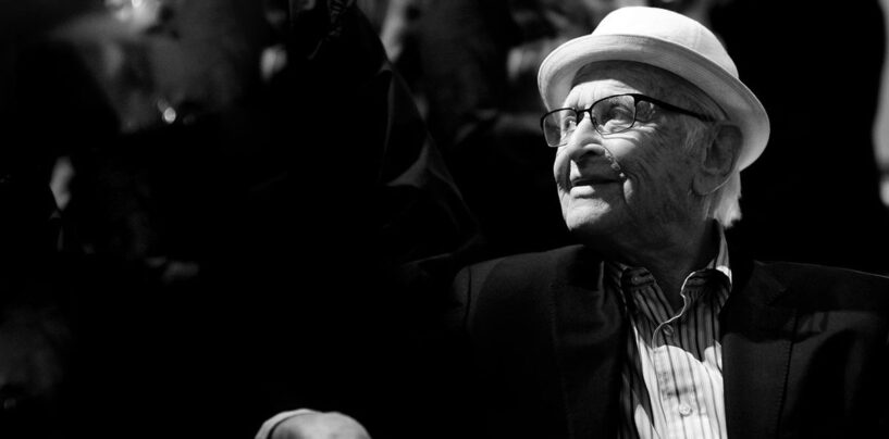 En souvenir de Norman Lear et de ses émissions pionnières inclusives LGBTQ