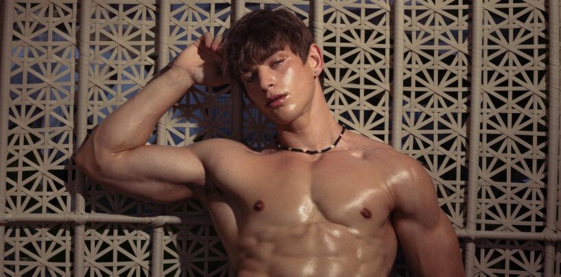 Voici toutes les raisons pour lesquelles nous aimons la star adulte Reno Gold