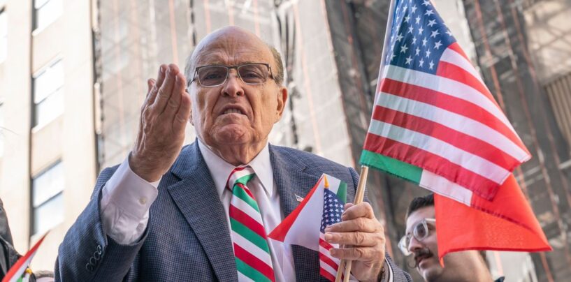 Rudy a ignoré ses avocats, a parlé et cela pourrait lui coûter *Vérifie les notes* Tout