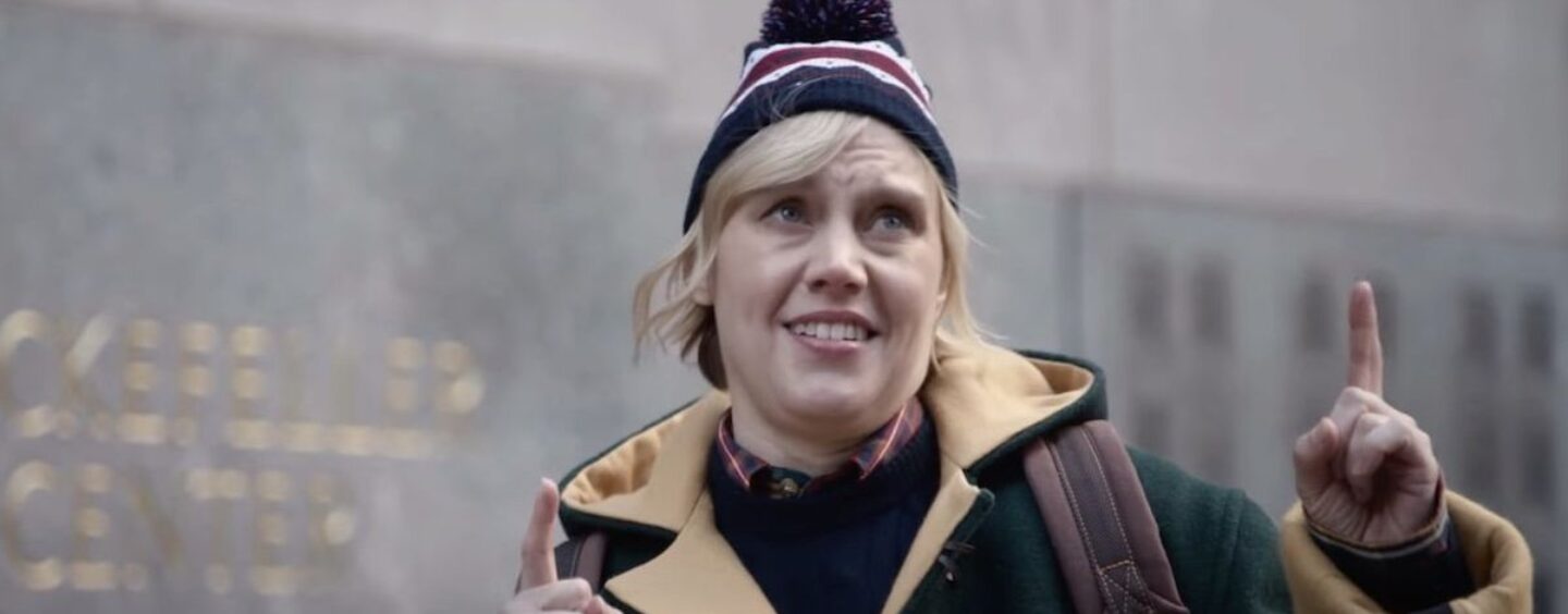 Kate McKinnon fait un vœu de Noël pour accueillir SNL