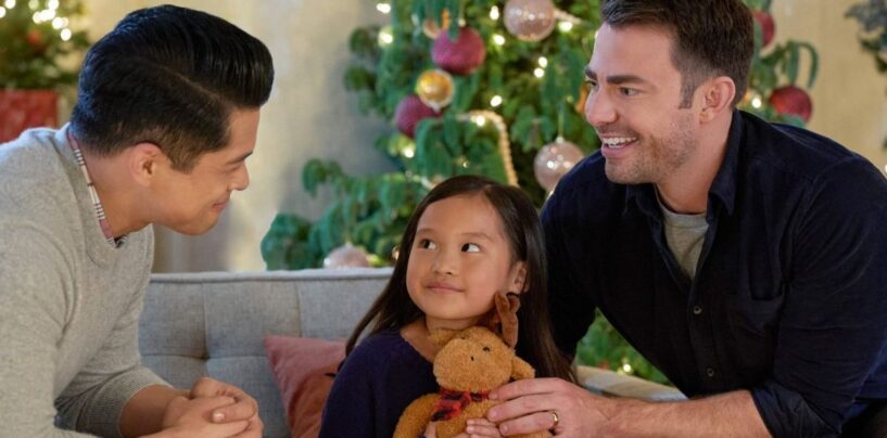 Hallmark s’engage à produire davantage de films de vacances incluant les queers, tandis qu’un autre réseau échoue