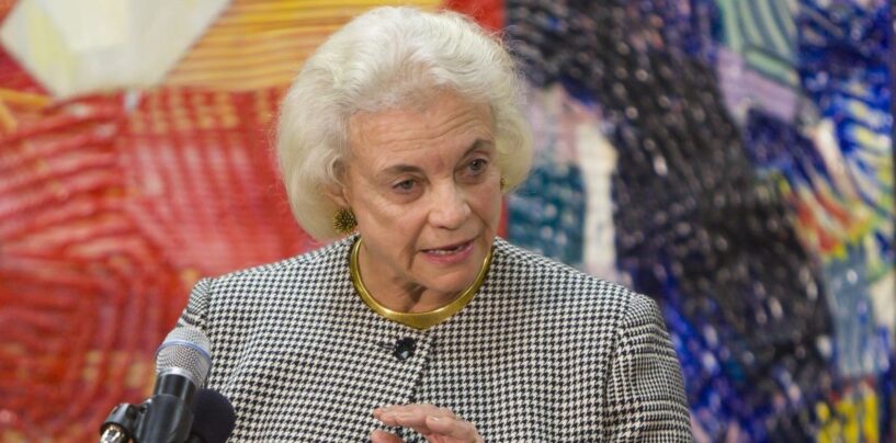 Quand Sandra Day O’Connor, nommée par Reagan, épousa deux hommes homosexuels