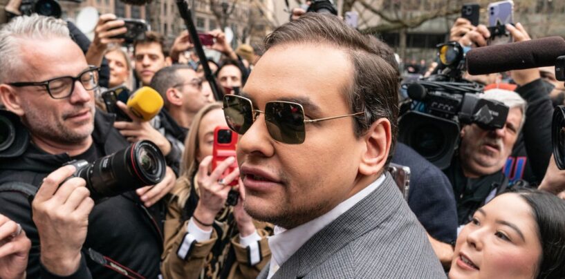 Comment le républicain en disgrâce George Santos gagne-t-il de l’argent depuis que ses escroqueries l’ont rattrapé ?