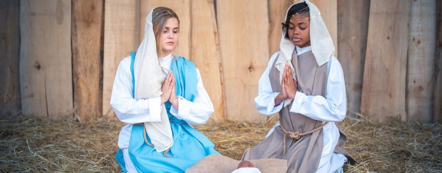 Les législateurs conservateurs perdent le dessus sur le fait que Jésus ait deux mamans dans la crèche de l’église