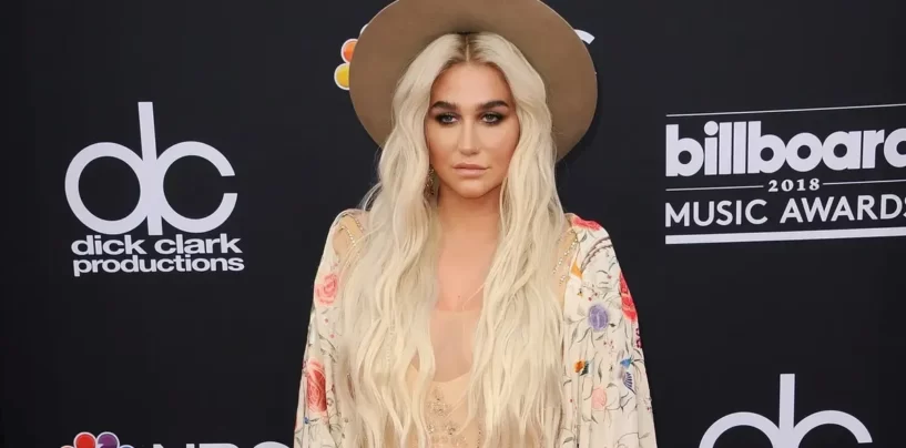 Kesha quitte enfin le label du Dr Luke après des années de litiges