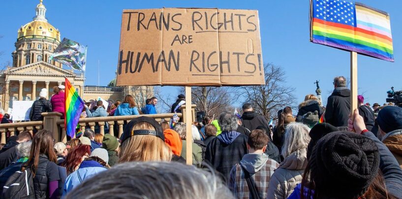 Les économies d’État souffrent lorsque les législateurs adoptent des lois anti-LGBTQ+ et anti-avortement : étude